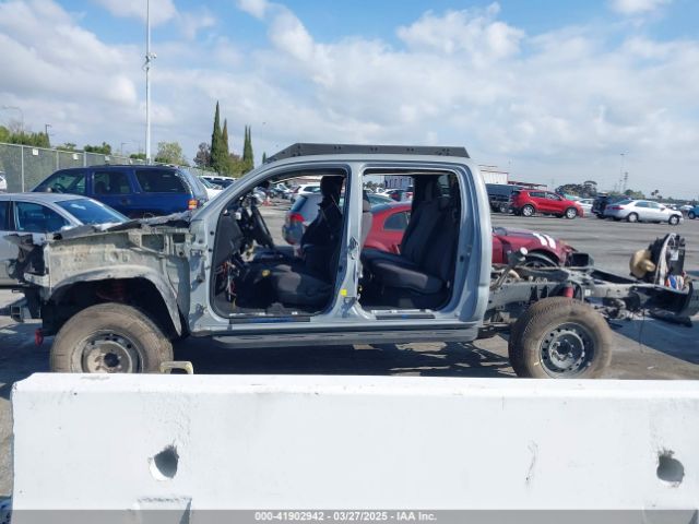 3TMCZ5AN6JM149053 Toyota Tacoma Trd Sport