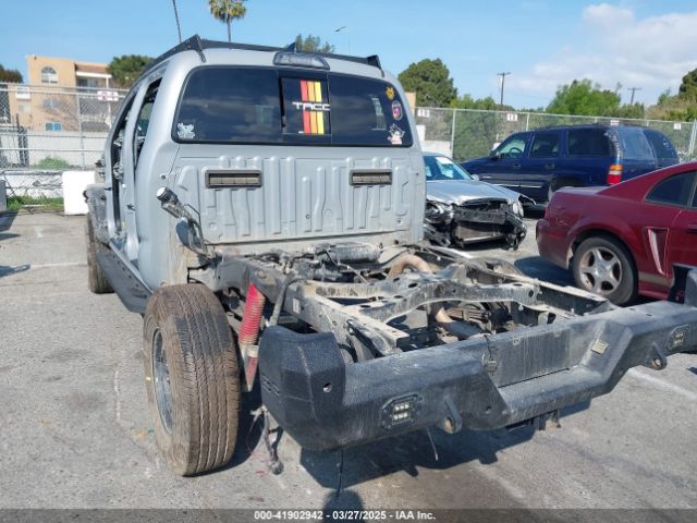 3TMCZ5AN6JM149053 Toyota Tacoma Trd Sport