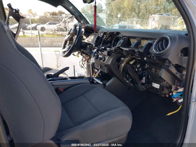 3TMCZ5AN6JM149053 Toyota Tacoma Trd Sport