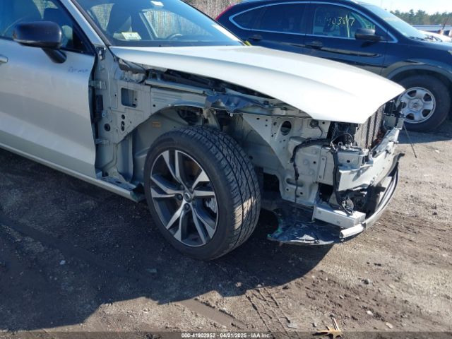 7JRA22TM3MG102383 Volvo S60 T6 R-design