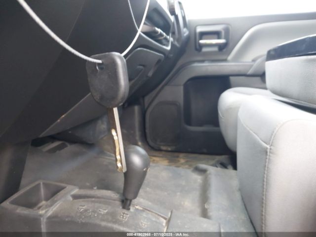 2018 CHEVROLET SILVERADO 1500 3GCUKNEC8JG399619 Photo 10