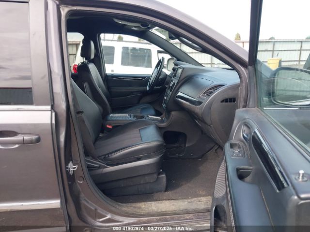2C4RC1HG4FR731468 Chrysler Town & Country S