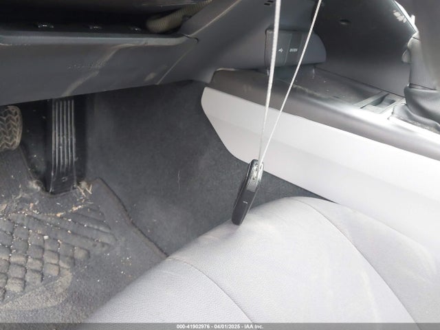 4T1R11AKXPU152098 Toyota CAMRY LE