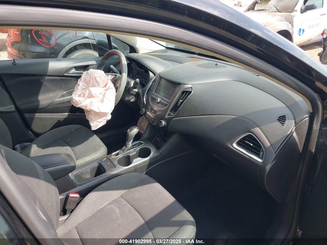 1G1BE5SM6H7155610 Chevrolet Cruze Lt Auto