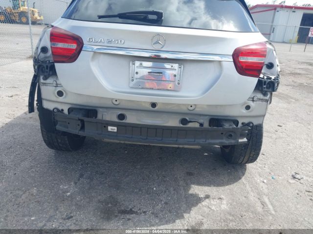 WDCTG4EB8JJ491515 Mercedes-Benz GLA 250