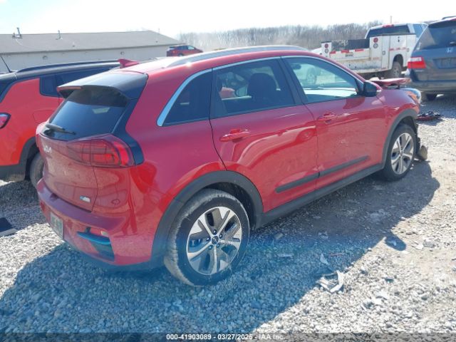 KNDCE3LG5N5146588 KIA Niro Ev Ex Premium