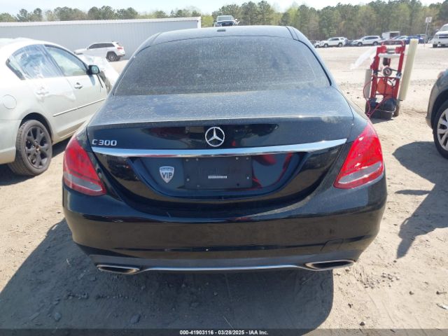 55SWF4JB2GU157152 Mercedes-Benz C 300 Luxury/sport