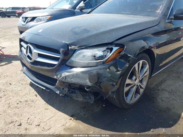 55SWF4JB2GU157152 Mercedes-Benz C 300 Luxury/sport