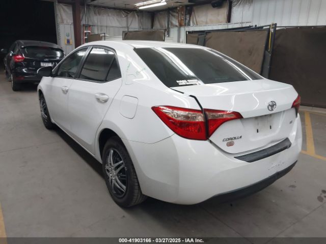 2T1BURHE8JC059404 Toyota COROLLA LE