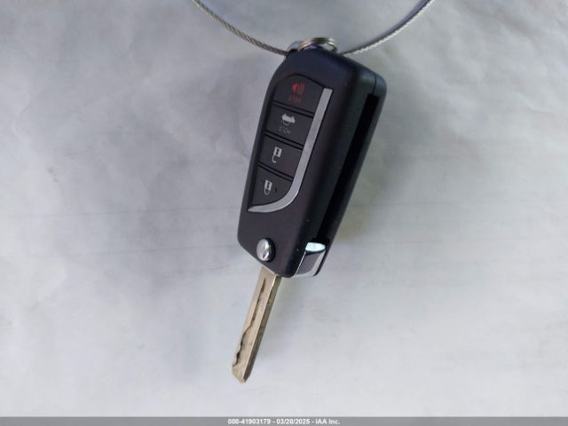 JTDEPMAE7MJ133972 Toyota COROLLA LE