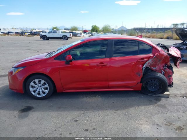 JTDEPMAE7MJ133972 Toyota COROLLA LE