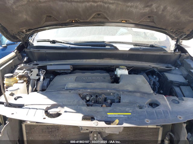 5N1DR2MNXJC629365 Nissan Pathfinder Sv