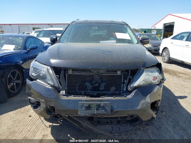 5N1DR2MNXJC629365 Nissan Pathfinder Sv
