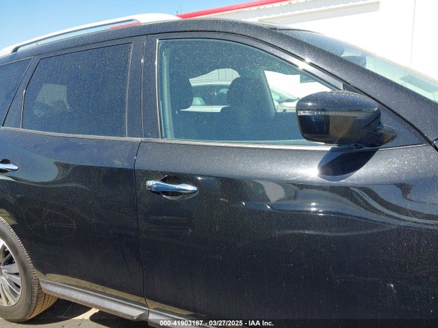 5N1DR2MNXJC629365 Nissan Pathfinder Sv