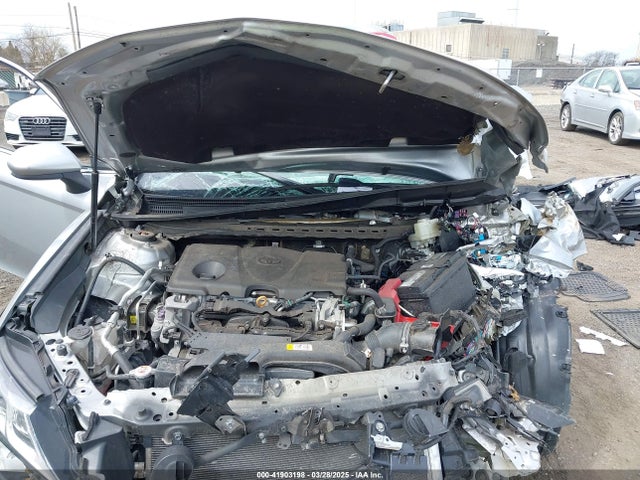 4T1B11HK1JU108862 Toyota CAMRY SE
