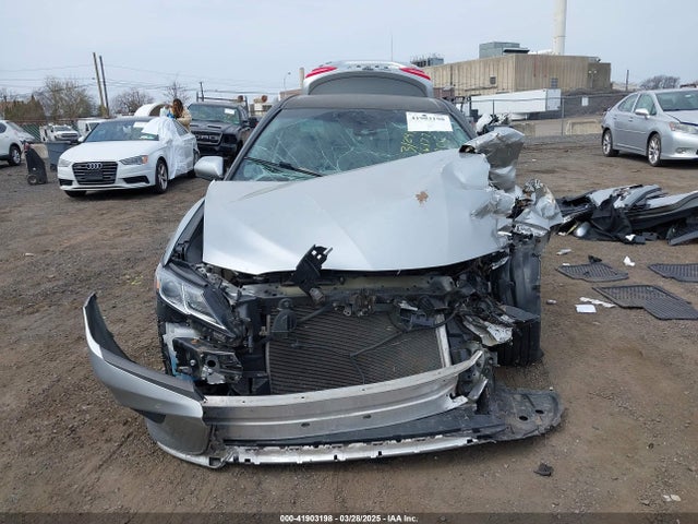 4T1B11HK1JU108862 Toyota CAMRY SE