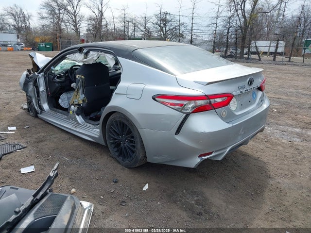 4T1B11HK1JU108862 Toyota CAMRY SE