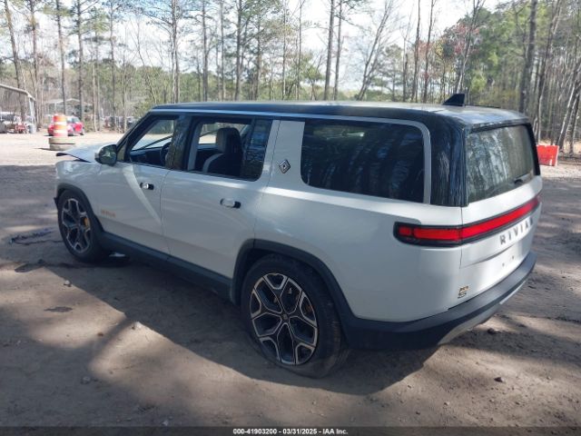 2023 RIVIAN R1S 7PDSGABL5PN006609 Photo 2