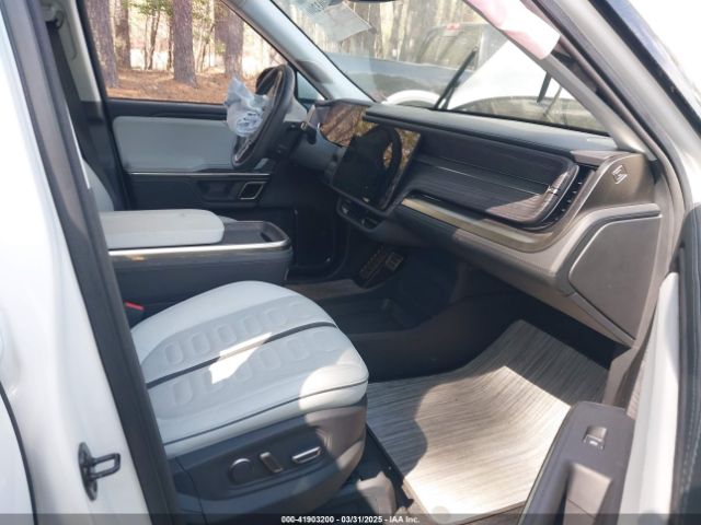 2023 RIVIAN R1S 7PDSGABL5PN006609 Photo 4