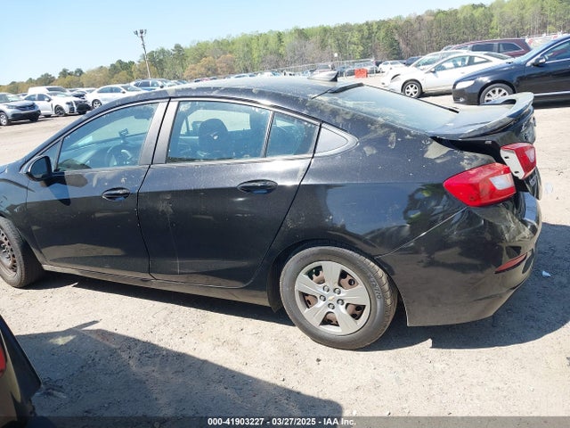1G1BC5SM5H7160285 Chevrolet Cruze Ls Auto