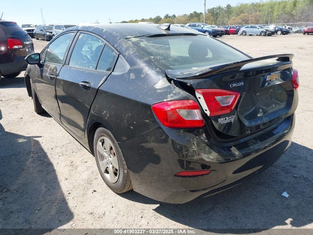 1G1BC5SM5H7160285 Chevrolet Cruze Ls Auto