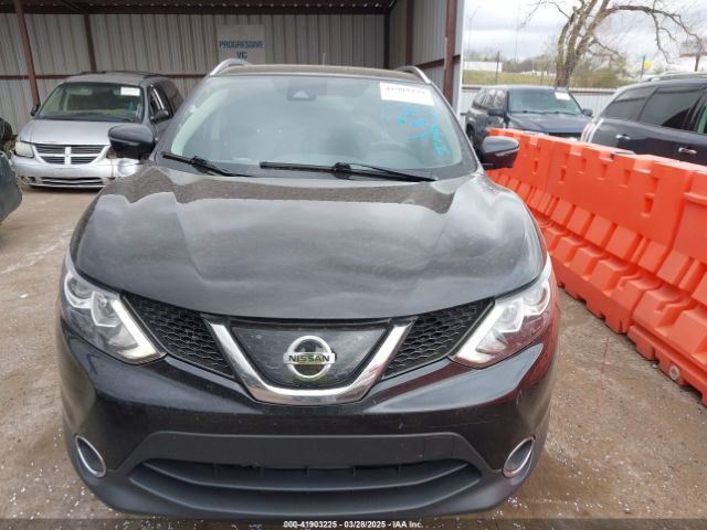 JN1BJ1CP6KW221318 Nissan Rogue Sport Sv
