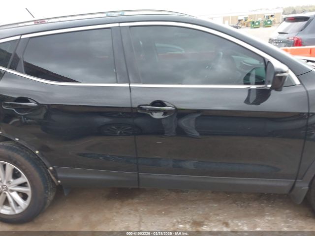 JN1BJ1CP6KW221318 Nissan Rogue Sport Sv