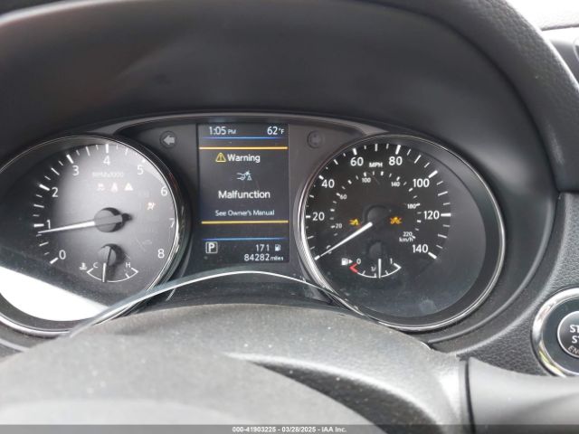 JN1BJ1CP6KW221318 Nissan Rogue Sport Sv