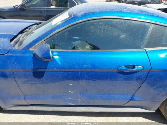 1FA6P8AM0H5263048 Ford Mustang V6