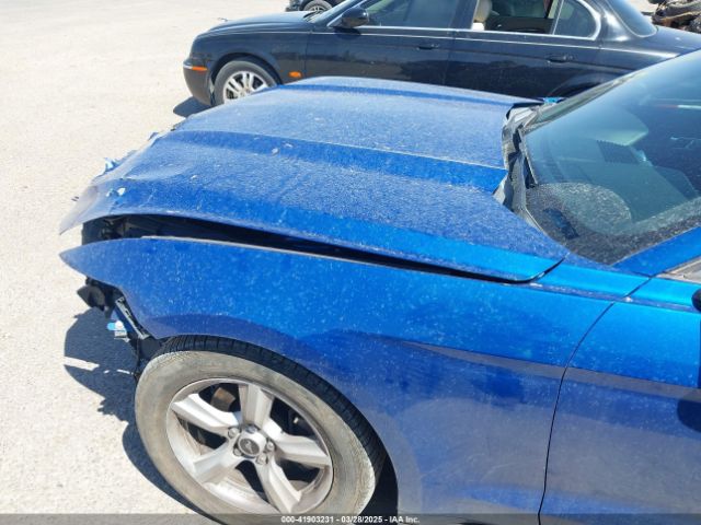 1FA6P8AM0H5263048 Ford Mustang V6