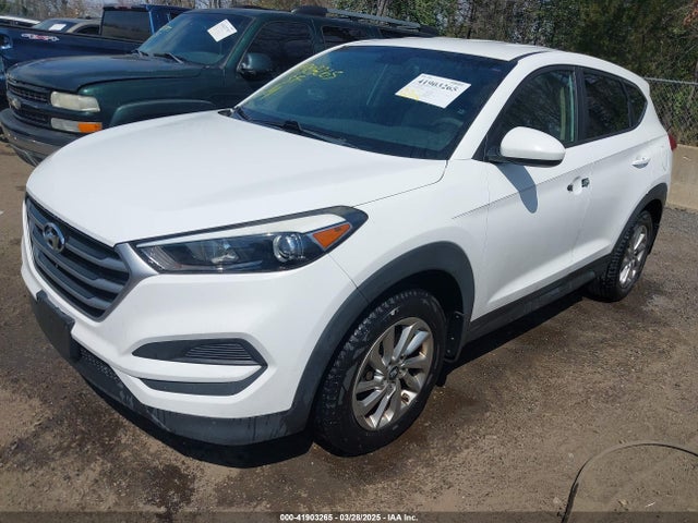 KM8J23A44HU571248 Hyundai TUCSON SE