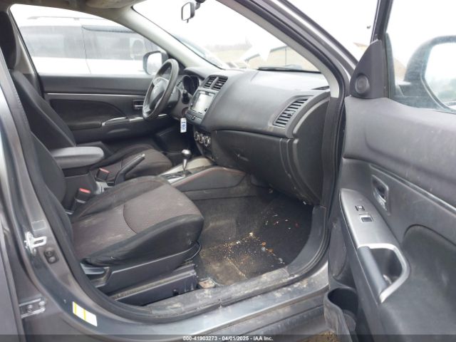JA4AR3AU2JU005511 Mitsubishi Outlander Sport 2.0 Es