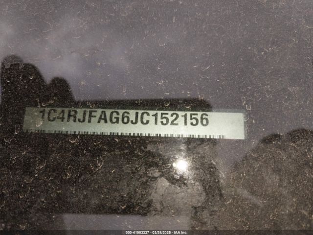 1C4RJFAG6JC152156 Jeep Grand Cherokee Altitude 4x4