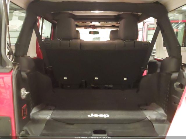 1C4HJWDG9GL308299 Jeep Wrangler Unlimited Sport
