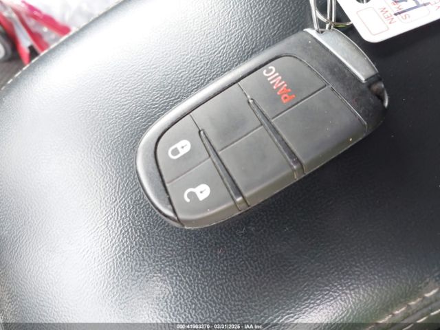 3C4PDDGGXKT764912 Dodge Journey Crossroad Awd