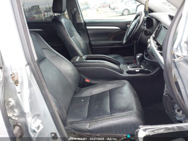 5TDKZRFH4JS535072 Toyota Highlander Xle