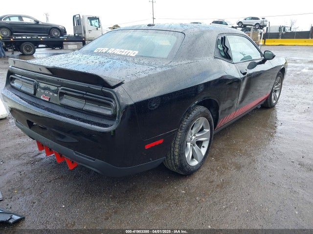 2C3CDZAG9KH525045 Dodge Challenger Sxt