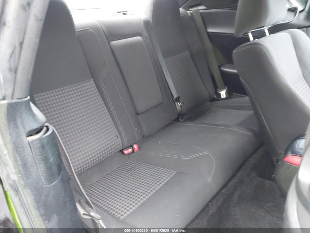 2C3CDZAG9KH525045 Dodge Challenger Sxt