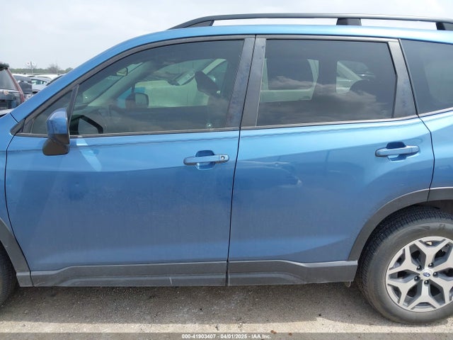 Subaru Forester Premium 2019 JF2SKAEC3KH538077 Image 14