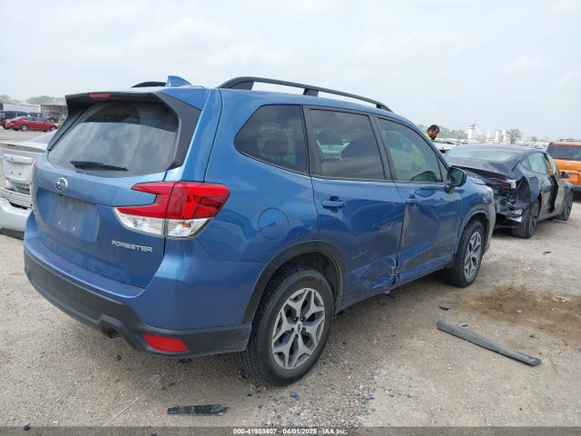 Subaru Forester Premium 2019 JF2SKAEC3KH538077 Image 4