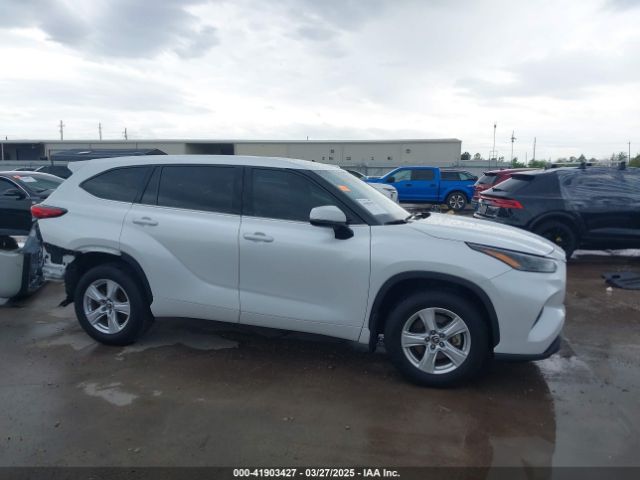 5TDBZRBH1NS216174 Toyota Highlander Le