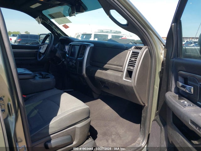 1C6RR6GG5MS586277 RAM 1500 Classic