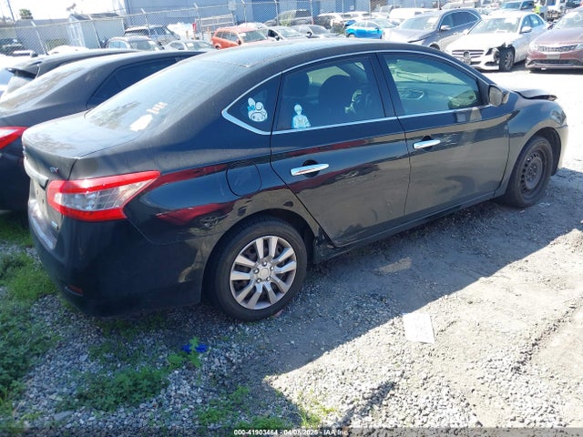 3N1AB7AP7EL697215 Nissan SENTRA SV