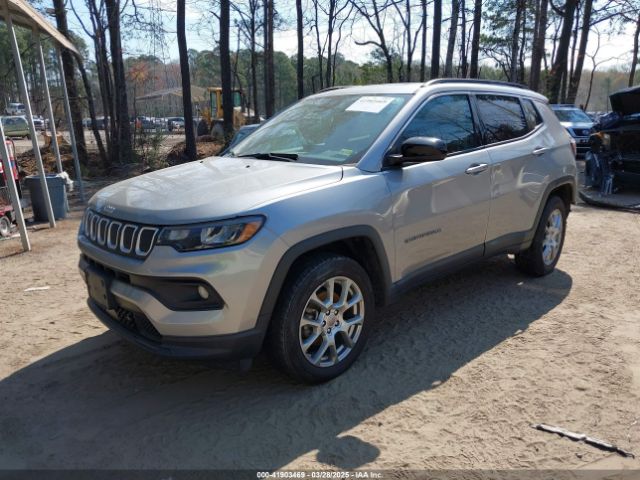 3C4NJDFB1NT164984 Jeep Compass Latitude Lux 4x4