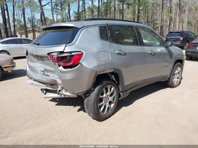 3C4NJDFB1NT164984 Jeep Compass Latitude Lux 4x4