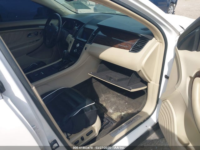 1FAHP2F83GG105842 Ford Taurus Limited