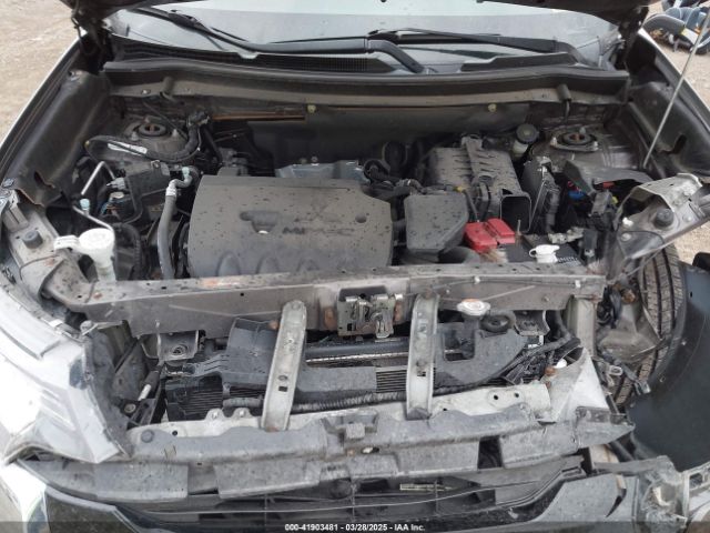 JA4AZ3A37HZ031879 Mitsubishi Outlander Se/sel
