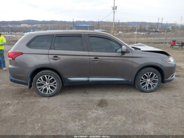 JA4AZ3A37HZ031879 Mitsubishi Outlander Se/sel