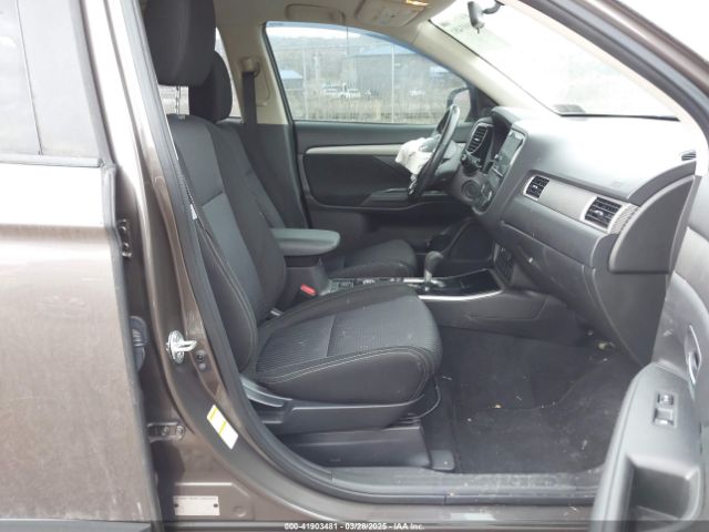JA4AZ3A37HZ031879 Mitsubishi Outlander Se/sel