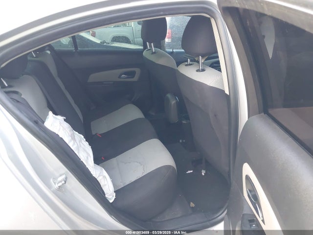 1G1PA5SH6F7201132 Chevrolet Cruze Ls Auto